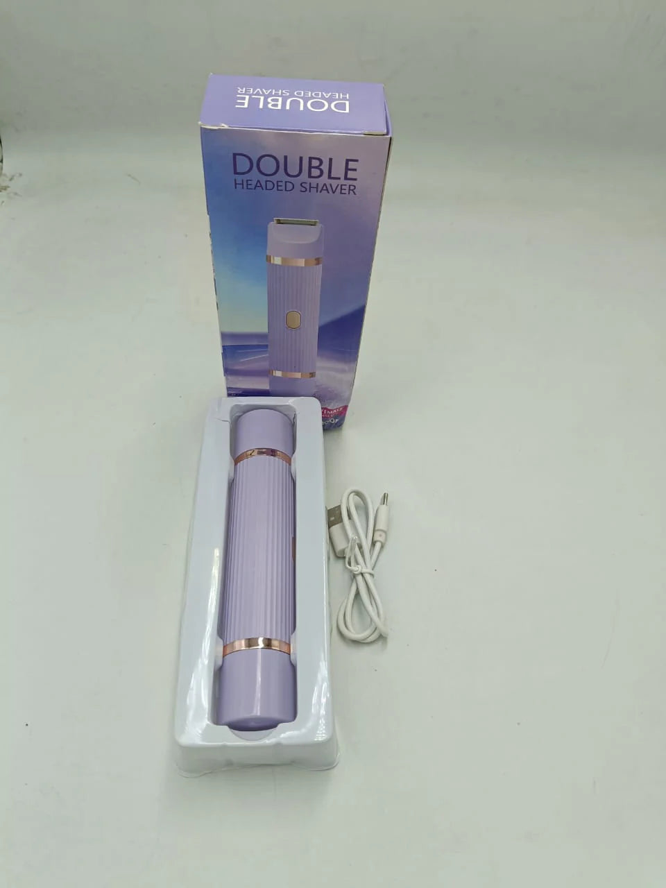 Double-Headed Electric Shaver: الشفرة الكهربائية المزدوجة